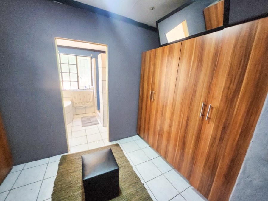 3 Bedroom Property for Sale in Stilfontein North West